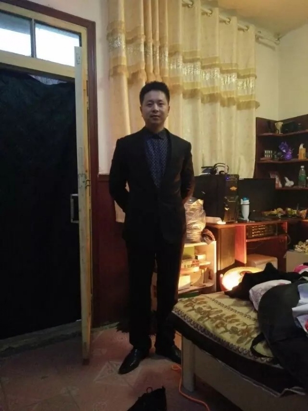 亮亮的第一张照片--靖边残疾人相亲网
